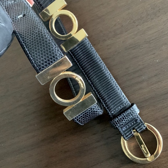 SALVATORE  Ferragamo 2101 Gancini leather belt goldtone hardware Vintage sz 75 - Picture 2 of 8